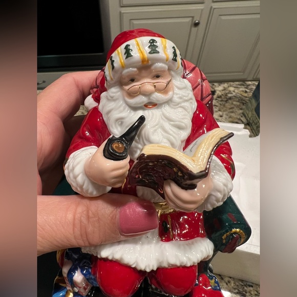 Santa Claus Decorative Porcelain Keepsake Box - Picture 7 of 16